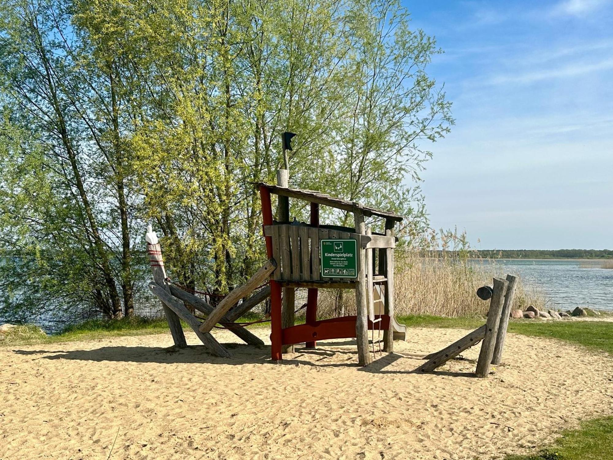 Kapitaens-Bungalow Am See Göhren-Lebbin Εξωτερικό φωτογραφία
